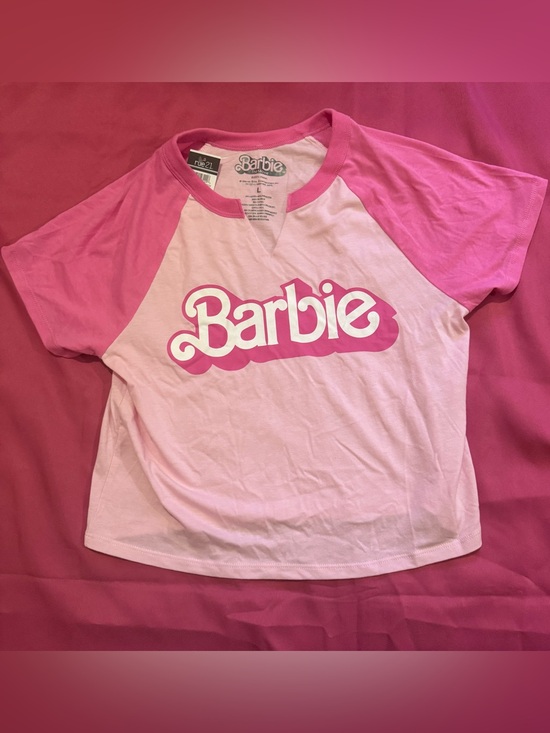 Barbie Tops - Women’s Barbie Baseball Crop Top size L / Barbie Baseball Jersey size L
